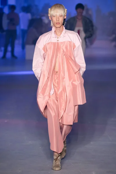Look 30